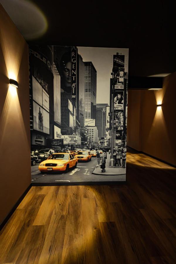 24Seven Hotel Швабах Екстериор снимка