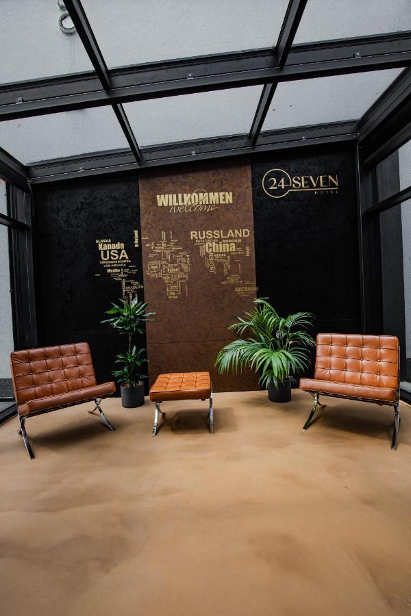 24Seven Hotel Швабах Екстериор снимка